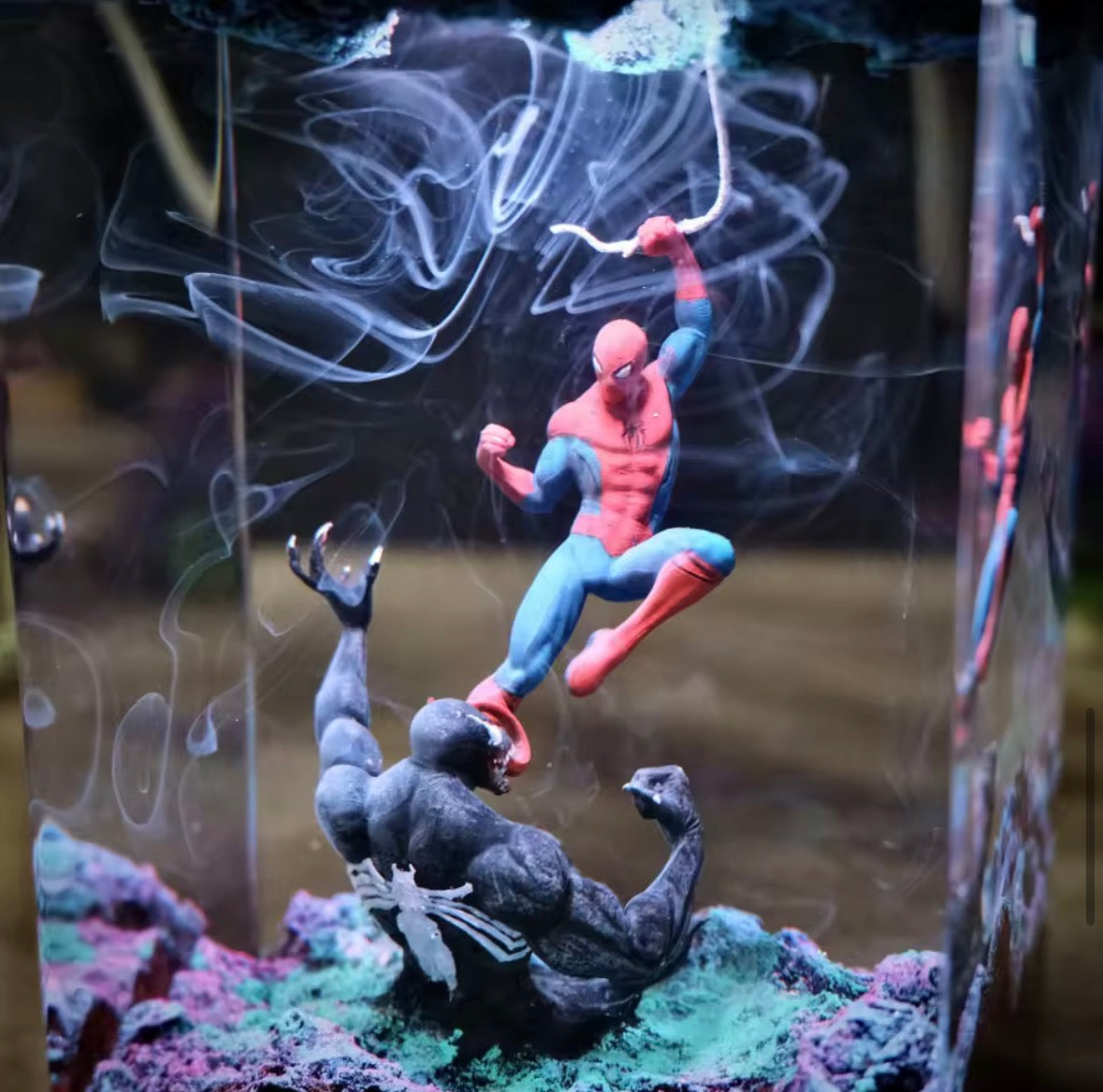 Spidey vs Venom Resin Lamp